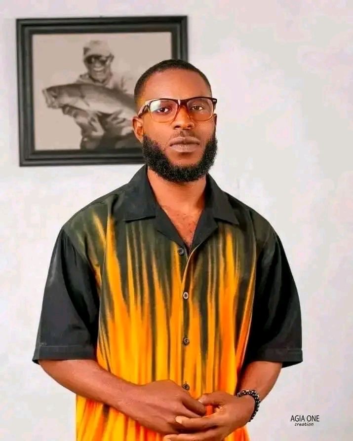 Benjamin Saater Manyam — Props and Set Design, Chess